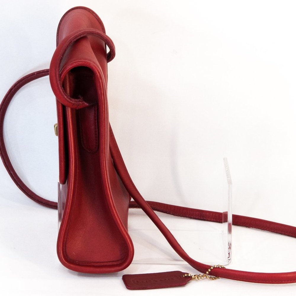 Coach Vintage Red Scooter Swing Pack  (L5D 9893) - Picture 5 of 10